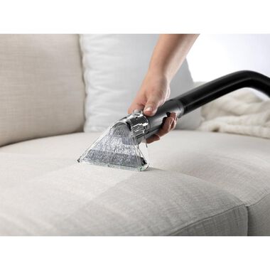 Power Scrub Deluxe Carpet Cleaner