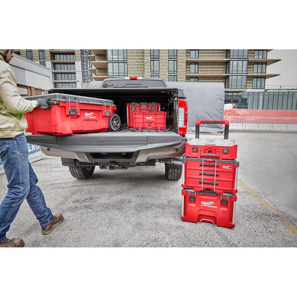 Milwaukee PACKOUT™ Rolling Tool Chest - 48-22-8428