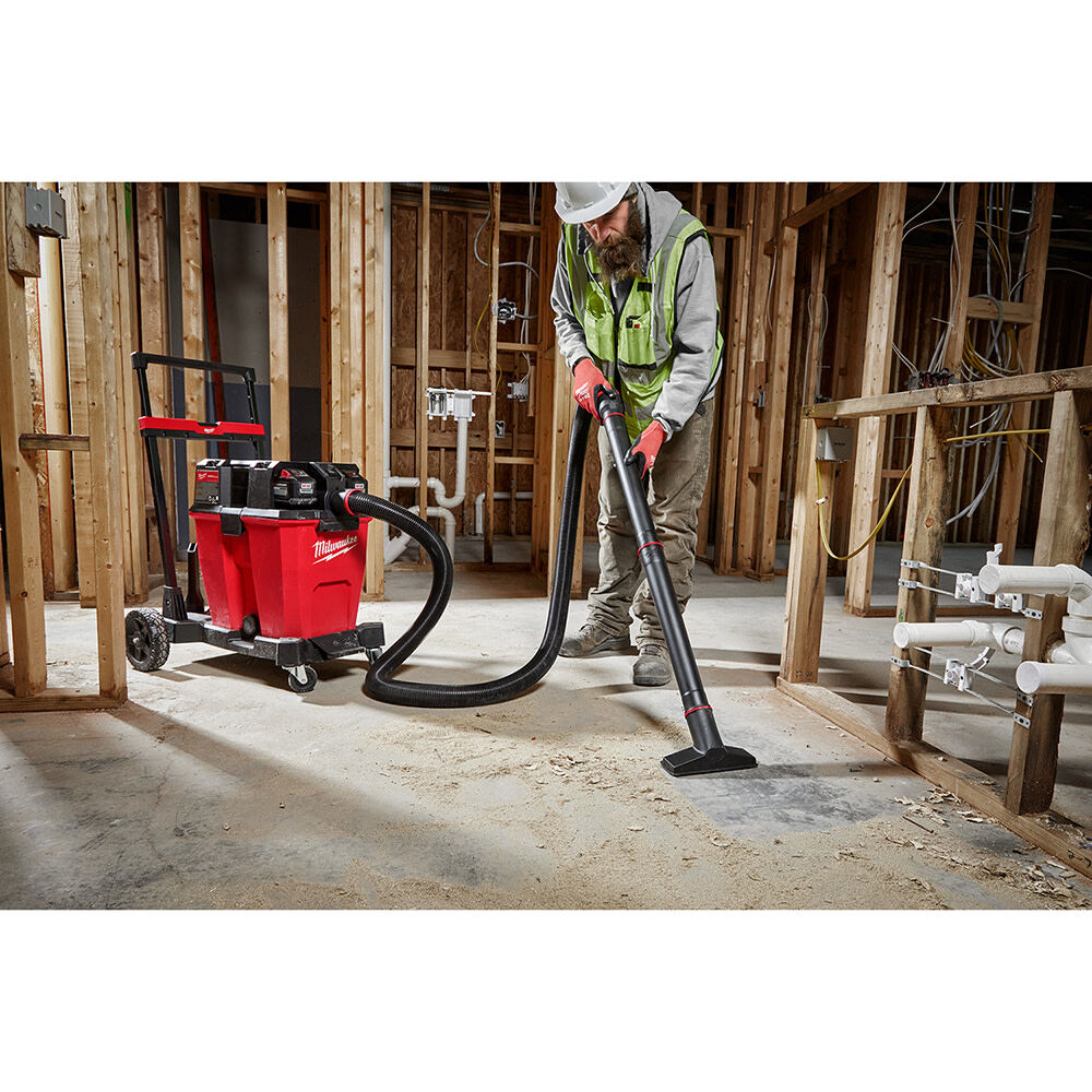 M18 cheap vacuum cleaner